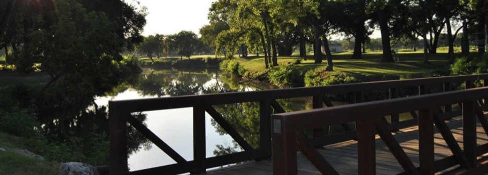Diamond Oaks Country Club